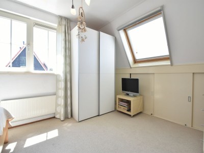 Holiday house Attraktives Ferienhaus in Oude mit Garten - Features photo 11