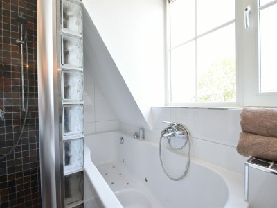 Holiday house Attraktives Ferienhaus in Oude mit Garten - Features photo 16