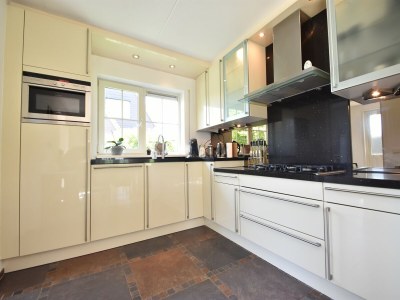 Holiday house Attraktives Ferienhaus in Oude mit Garten - Features photo 17