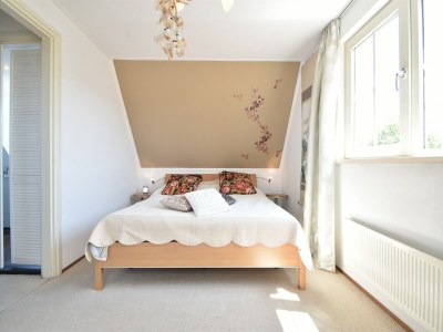 Holiday house Attraktives Ferienhaus in Oude mit Garten - Features photo 28