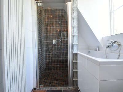 Holiday house Attraktives Ferienhaus in Oude mit Garten - Features photo 32