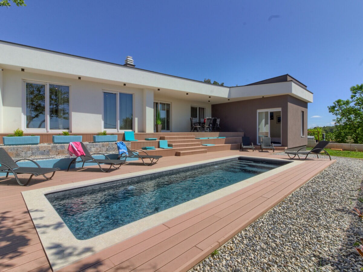 Villa Senorita mit Pool in Pula - Outdoor photo 2