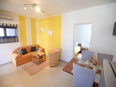 Apartment Apartment in Maslenica near the Sea in Maslenica - Apartment