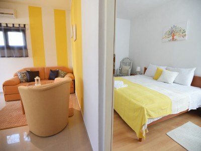 Apartment Apartment in Maslenica near the Sea - Features photo 12