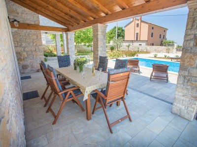 Villa Villa in Medvidici mit Pool nahe Porec Strand - Outdoor photo 2