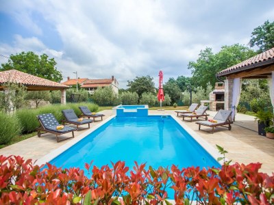 Villa Villa in Medvidici mit Pool nahe Porec Strand - Outdoor photo 36