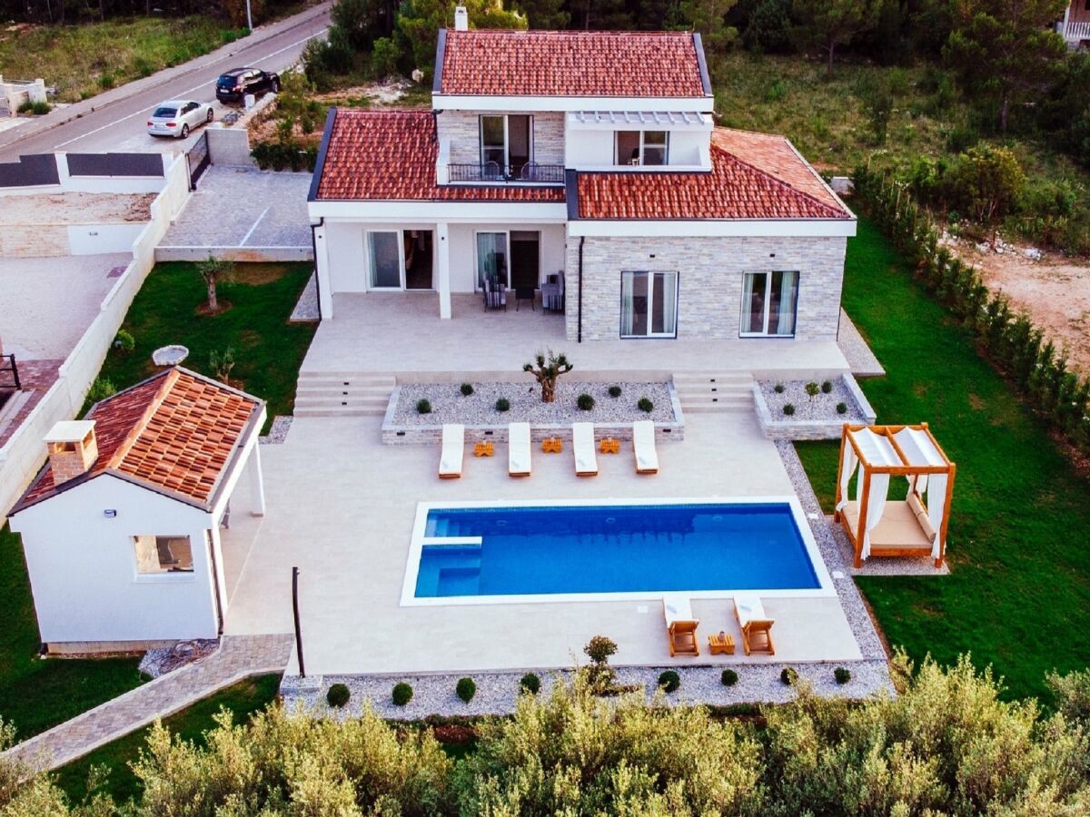 Villa Villa in Pridraga mit Pool am Meer - Outdoor photo 3