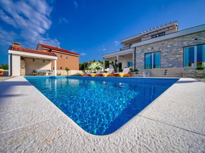 Villa Villa in Pridraga mit Pool am Meer - Outdoor photo 6