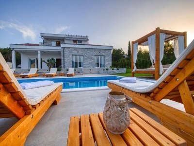Villa Villa in Pridraga mit Pool am Meer - Outdoor photo 15