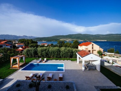 Villa Villa in Pridraga mit Pool am Meer - Outdoor photo 16
