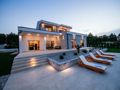 Villa Villa in Pridraga mit Pool am Meer - Outdoor photo 18