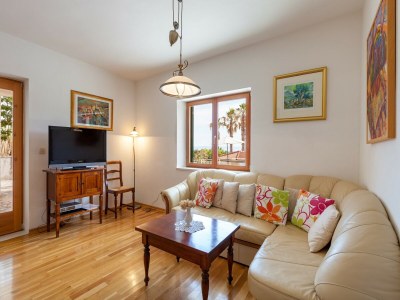 Villa Villa in Sumartin nahe Strand & Fährhafen - Features photo 13