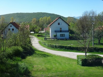 Holiday house Ferienhaus in Lovinac bei Plitvicer Seen - Outdoor photo 4