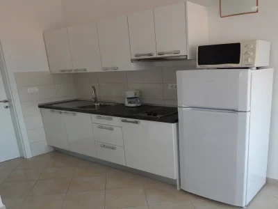 Apartment Wohnung in Okrug Gornji am Strand - Features photo 12