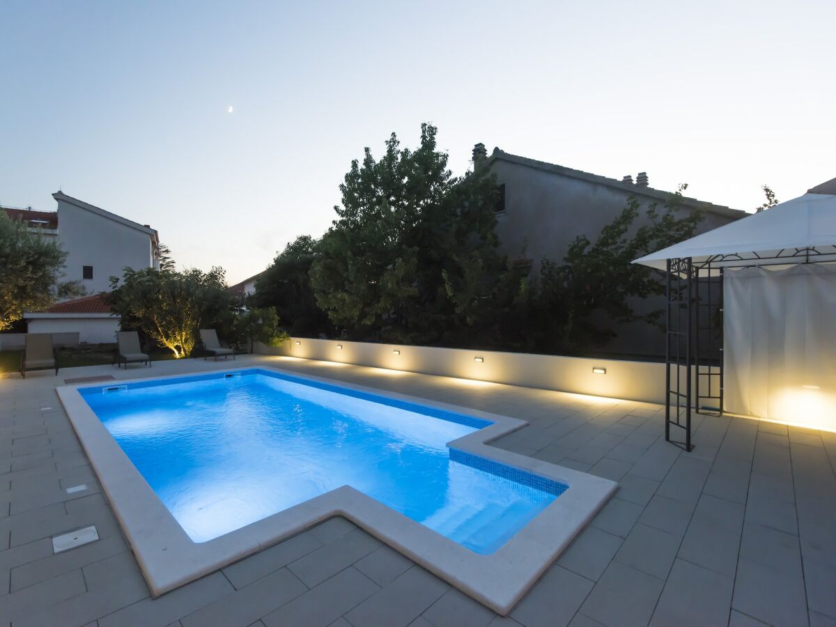 Villa Seaside Villa in Zadar with swimming pool - Outdoor photo 4