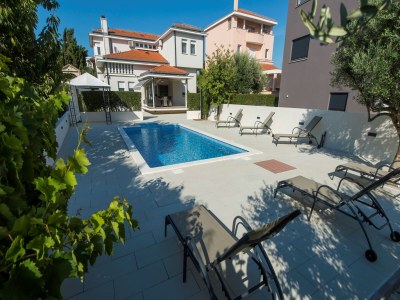 Villa Seaside Villa in Zadar with swimming pool - Outdoor photo 9