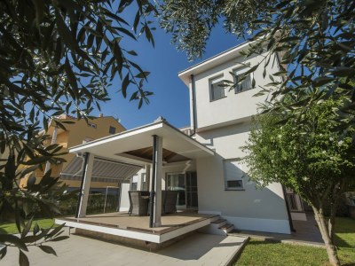 Villa Seaside Villa in Zadar with swimming pool - Outdoor photo 13