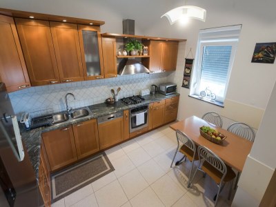 Villa Seaside Villa in Zadar with swimming pool - Features photo 24