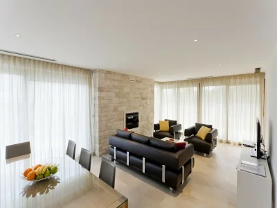 Villa Villa in Novigrad with Pool & Rooftop Terrace - Features photo 24