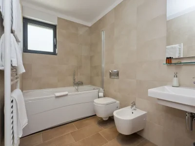 Villa Villa in Novigrad with Pool & Rooftop Terrace - Features photo 26