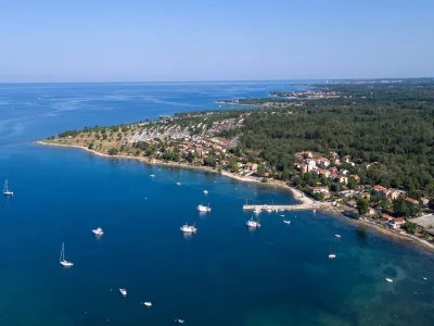 Villa Villa in Novigrad with Pool & Rooftop Terrace - Environment photo 33