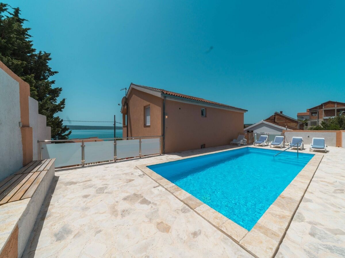 Villa Capacious Holiday Home in Maslenica - Outdoor photo 5