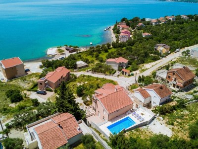 Villa Capacious Holiday Home in Maslenica - Outdoor photo 12