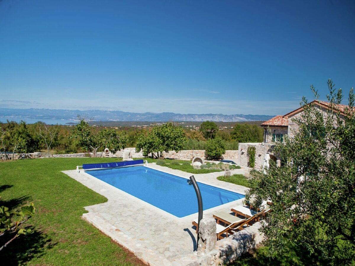 Villa Villa on Krk with Pool and Outdoor Kitchen - Outdoor photo 2