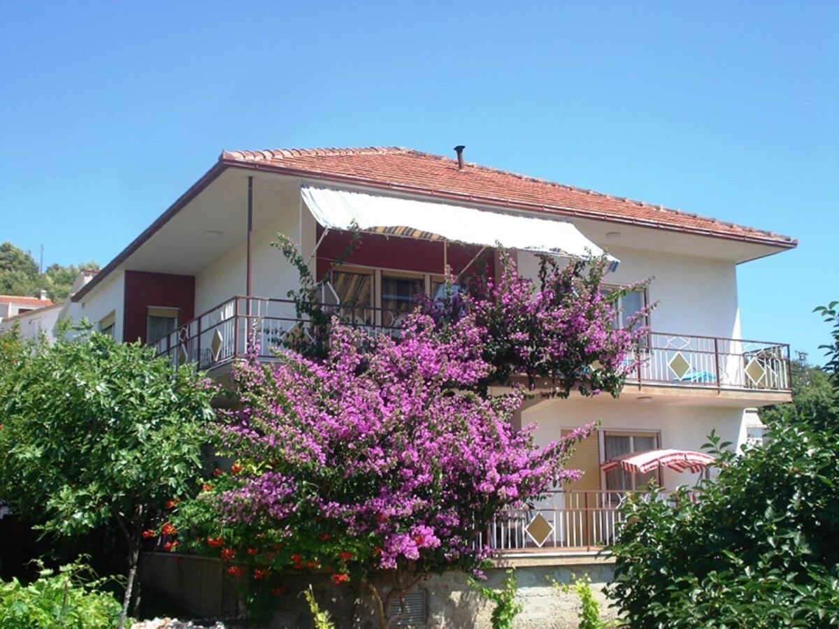 Apartment Küstenkomfort in Vinišće - Outdoor photo 4