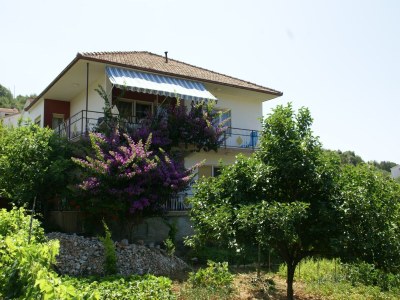 Apartment Küstenkomfort in Vinišće - Outdoor photo 2