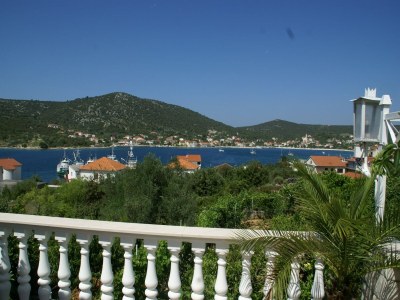 Apartment Küstenkomfort in Vinišće - Outdoor photo 5