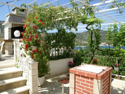 Apartment Küstenkomfort in Vinišće - Outdoor photo 12