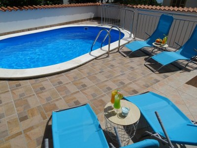 Apartment Apartment in Croatia near Sea Beach & Pool - Outdoor photo 7
