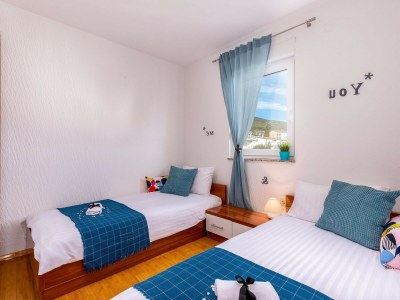 Apartment Apartment in Croatia near Sea Beach & Pool - Features photo 17