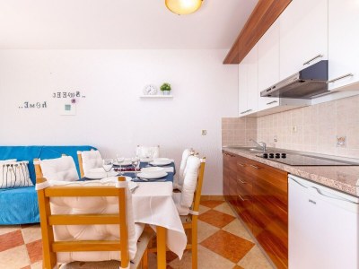 Apartment Apartment in Croatia near Sea Beach & Pool - Features photo 20