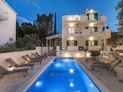 Apartment Apartment 5 km vom Zentrum von Trogir in Trogir Area - Apartment