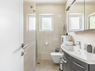 Apartment Apartment 5 km vom Zentrum von Trogir - Features photo 16