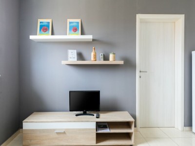 Apartment Apartment in Novalja near Zrče Beach - Features photo 12