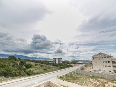 Apartment Apartment in Novalja near Zrče Beach - Environment photo 26