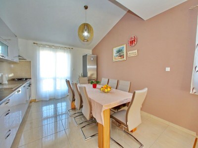 Apartment Wohnung in Bibinje nahe Kiesstrand - Features photo 16