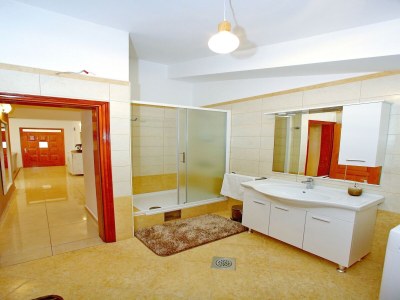 Apartment Wohnung in Bibinje nahe Kiesstrand - Features photo 20