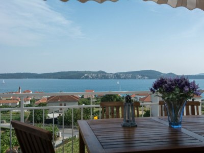 Apartment Wohnung in Seget Donji mit Terrasse - Outdoor photo 3