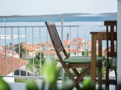 Apartment Wohnung in Seget Donji mit Terrasse - Outdoor photo 9