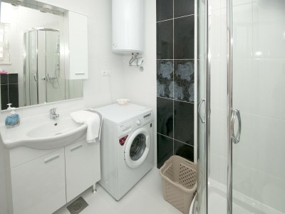 Apartment Wohnung in Seget Donji mit Terrasse - Features photo 15