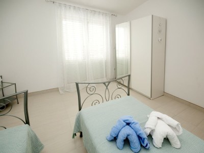 Apartment Wohnung in Seget Donji mit Terrasse - Features photo 26