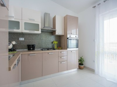 Apartment Wohnung in Seget Donji mit Terrasse - Features photo 29