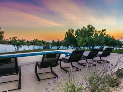 Villa Villa in Debeljak with Pool near the Sea - Outdoor photo 8