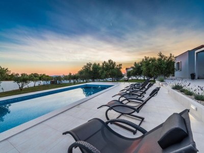 Villa Villa in Debeljak with Pool near the Sea - Outdoor photo 10