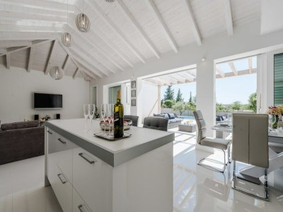 Villa Villa in Debeljak with Pool near the Sea - Features photo 31