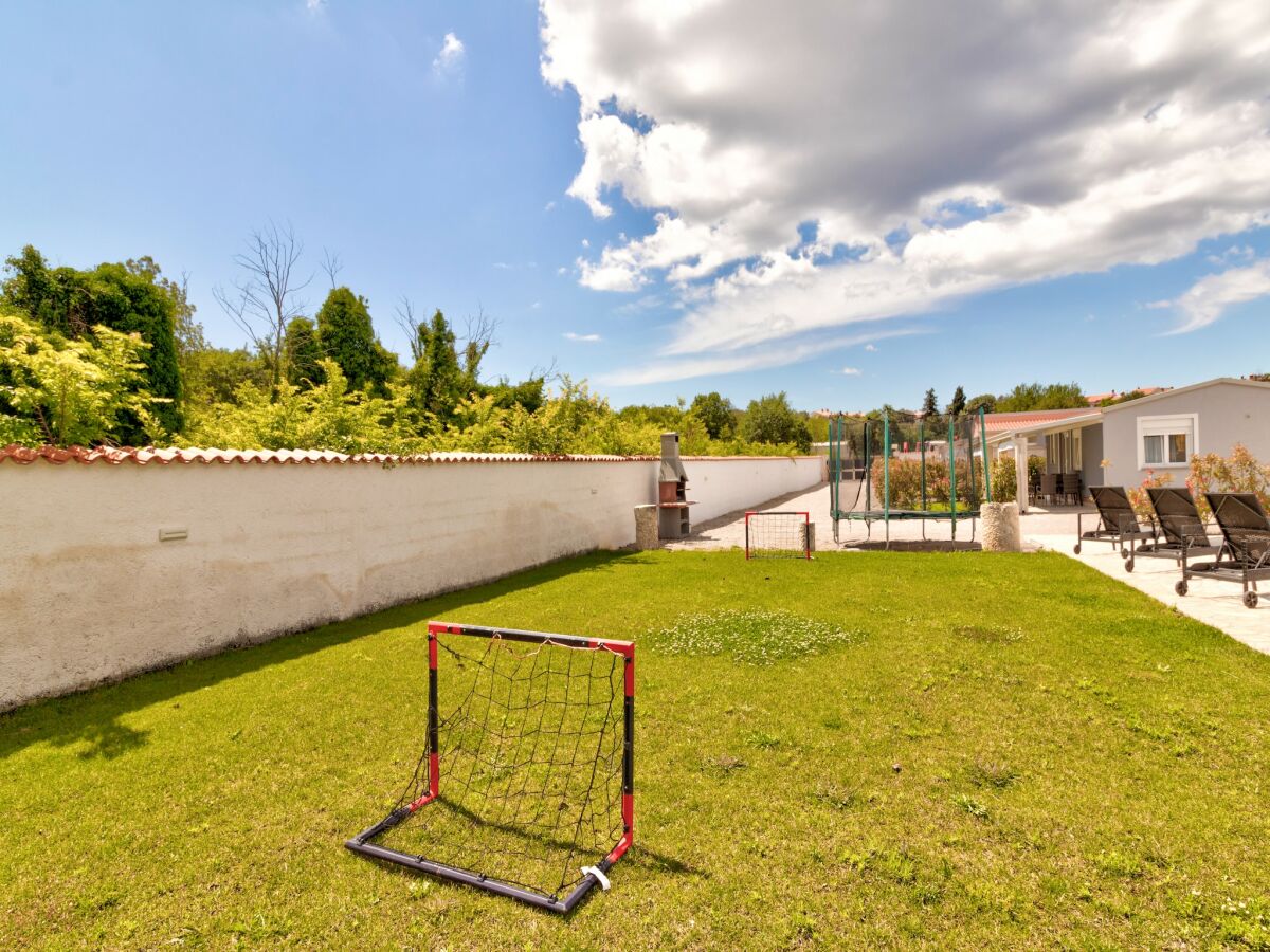 Holiday house Ferienhaus in Banjole in der Nähe des Strandes Pula - Outdoor photo 4